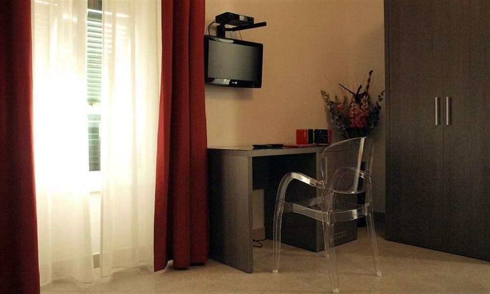Urban Chic House 2.0 Hotel La Spezia Ngoại thất bức ảnh