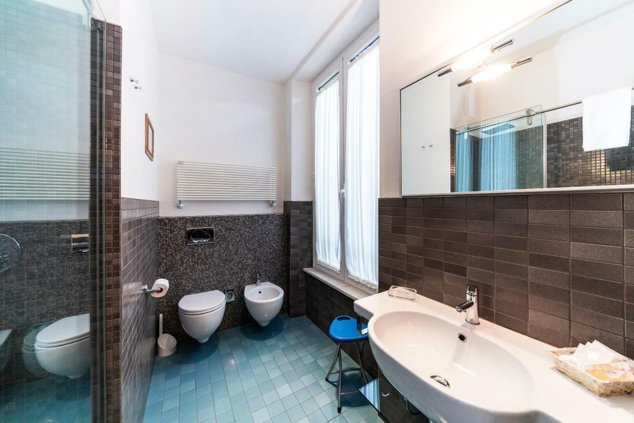 Urban Chic House 2.0 Hotel La Spezia Ngoại thất bức ảnh